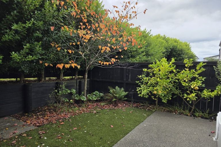 Photo of property in 14/4161 Great North Road, Glen Eden, Auckland, 0602