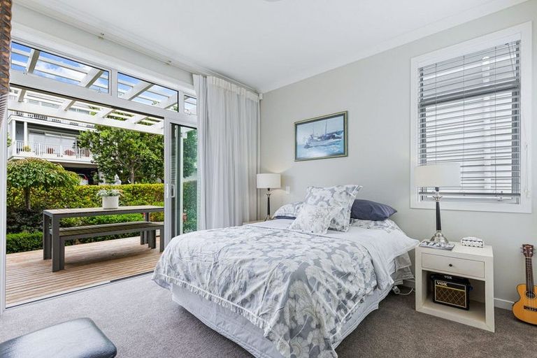 Photo of property in 52 Landmark Terrace, Orewa, 0931