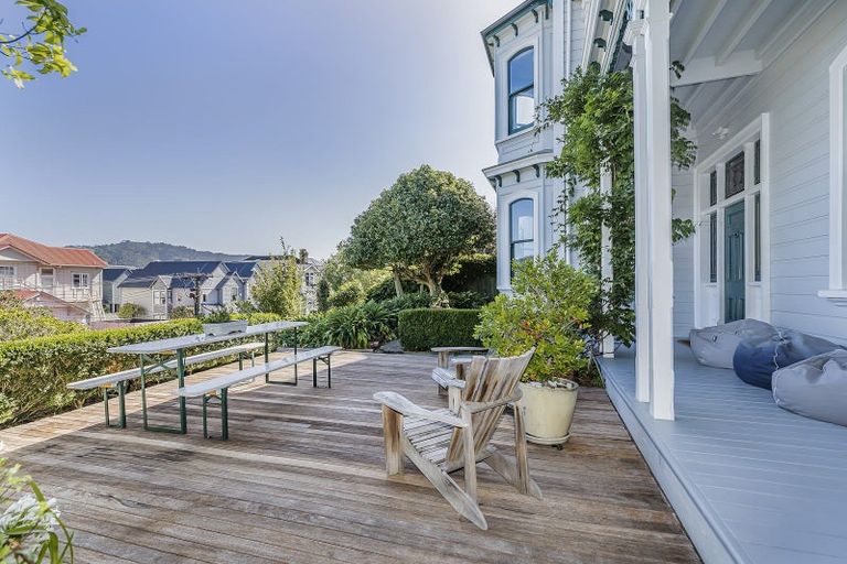 Photo of property in 91 Brougham Street, Mount Victoria, Wellington, 6011