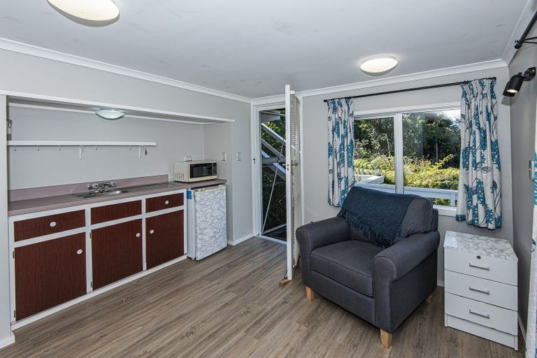 Photo of property in 100 School Road, Paihia, 0200