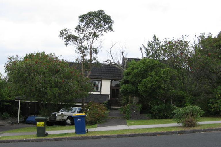 Photo of property in 98 Sartors Avenue, Browns Bay, Auckland, 0630
