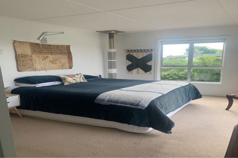 Photo of property in 327 Clifton Road, Te Awanga, 4102