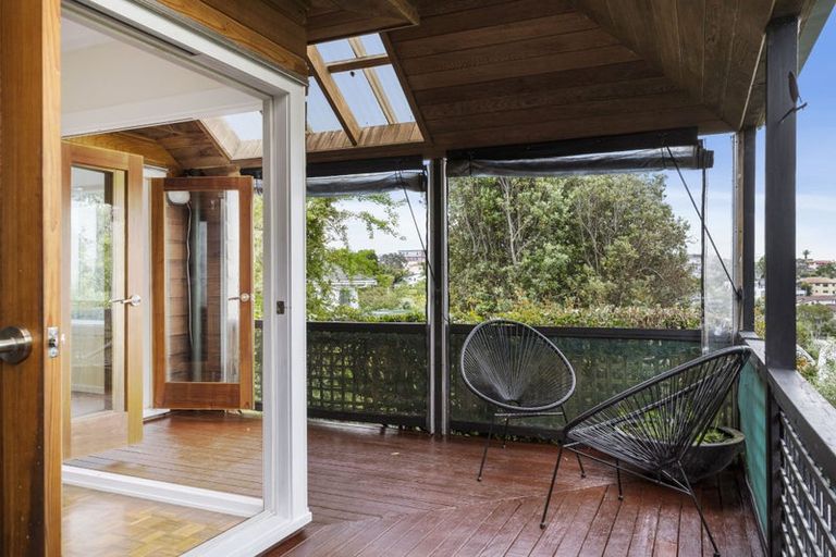 Photo of property in 2/36 Beulah Avenue, Rothesay Bay, Auckland, 0630
