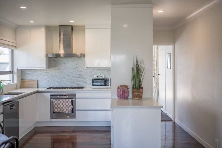 Photo of property in 46 Bleakhouse Road, Howick, Auckland, 2014