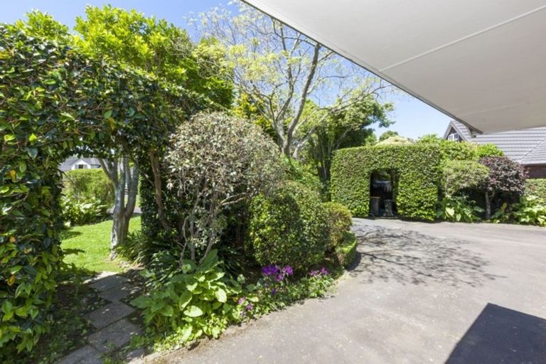 Photo of property in 32 Kohekohe Road, Waikanae, 5036