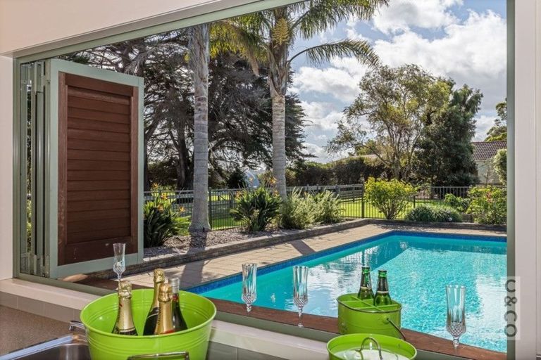 Photo of property in 584 Ridge Road, Riverhead, Albany, 0793