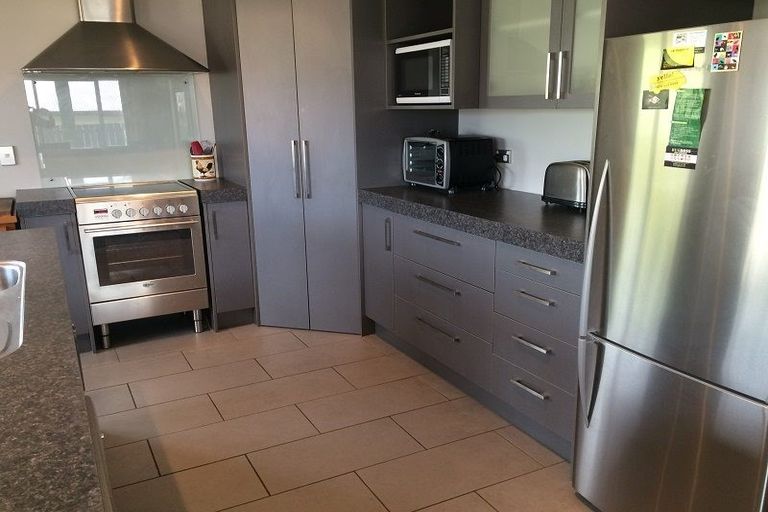 Photo of property in 10 Perrow Street, Wanaka, 9305