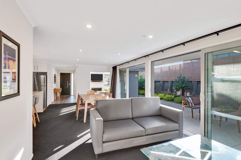 Photo of property in 14 Hillpark Drive, Pokeno, 2402