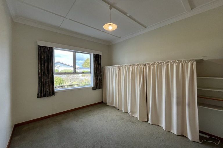 Photo of property in 43 Dorset Avenue, Westown, New Plymouth, 4310