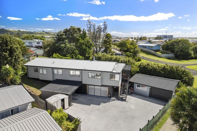 Photo of property in 14a Bayly Place, Te Puke, 3119