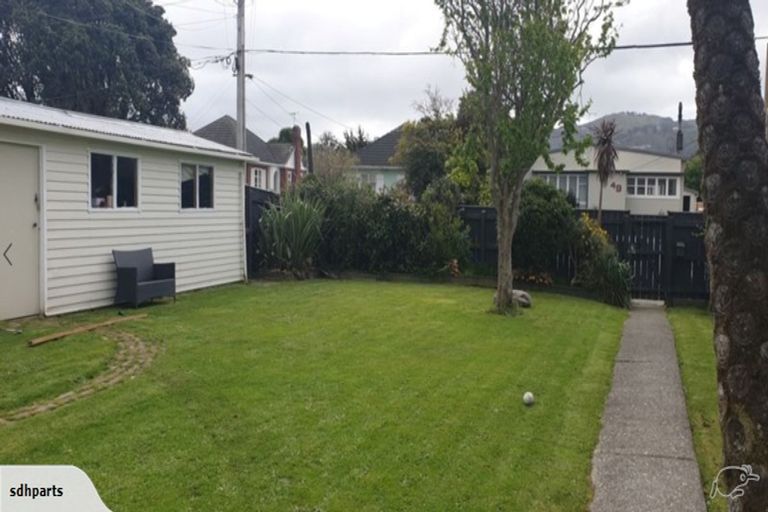 Photo of property in 58 Hall Crescent, Epuni, Lower Hutt, 5011