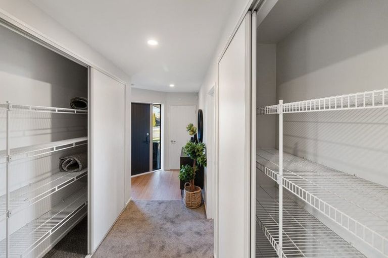 Photo of property in 6 Belgrave Close, Halswell, Christchurch, 8025