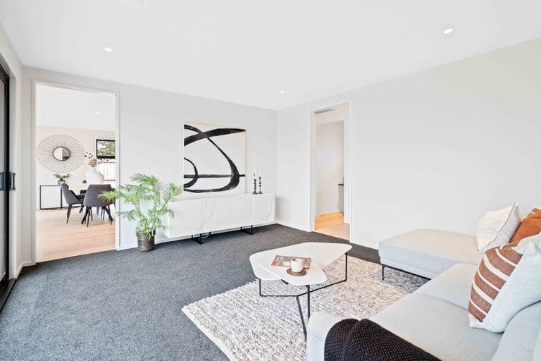 Photo of property in 35 Ridgeland Way, West Melton, 7618