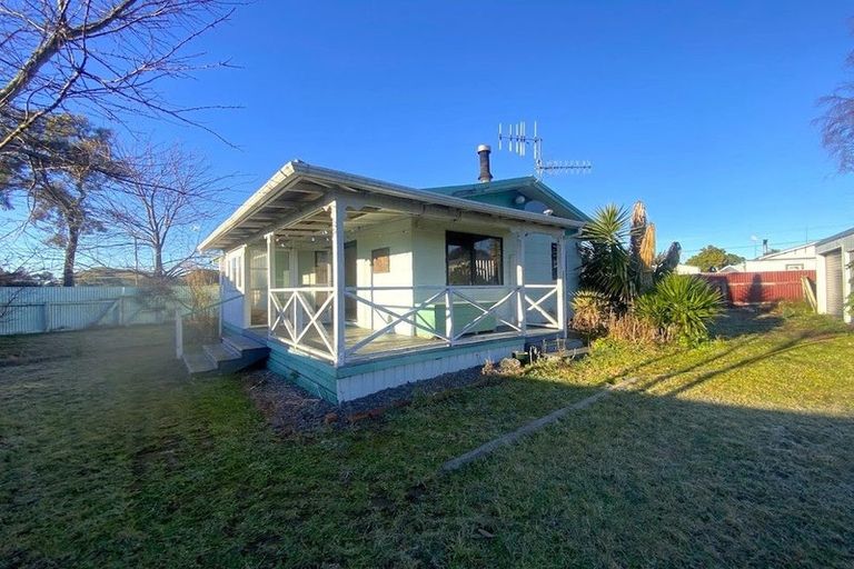 Photo of property in 19 Saint Clair Street, Takapau, 4203