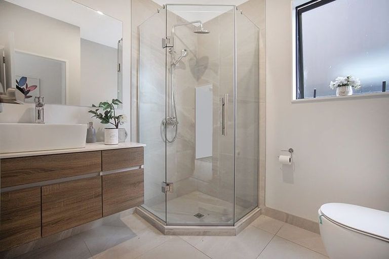 Photo of property in 40 Dignity Street, Papakura, 2110