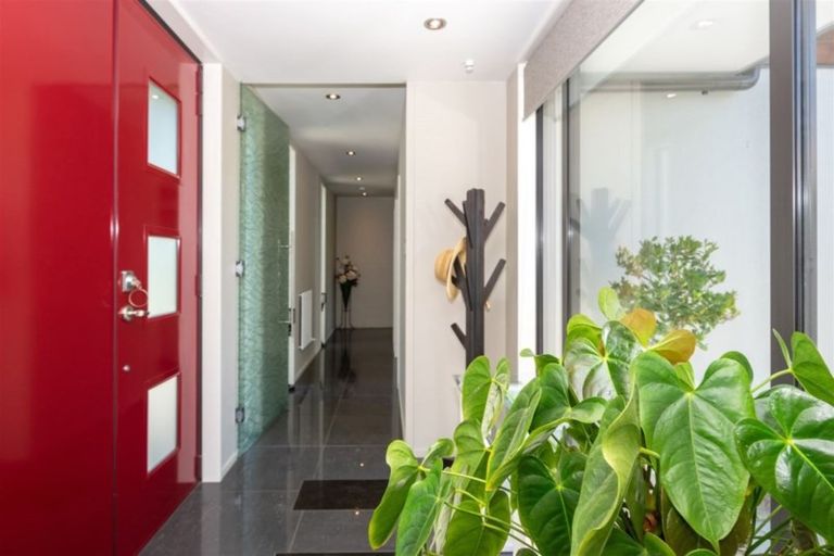 Photo of property in 16 Hammerichs Road, Rapaura, Blenheim, 7272