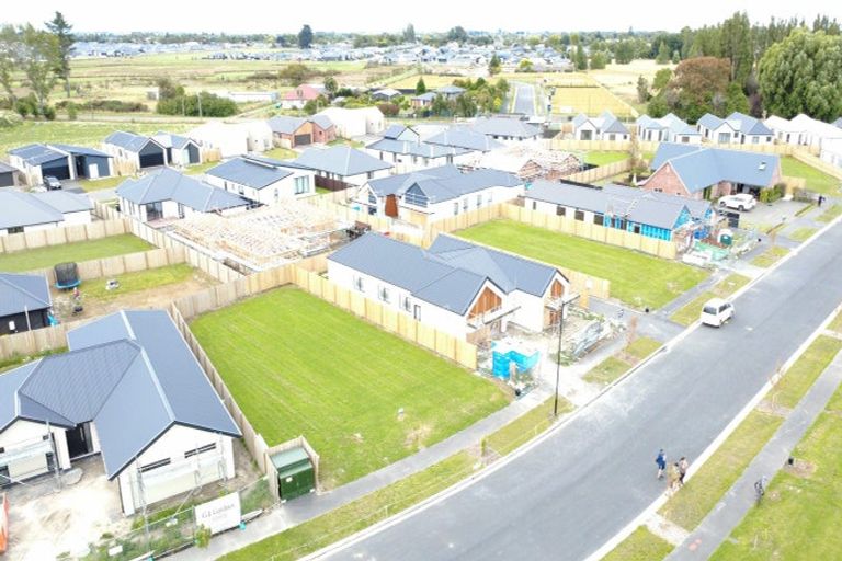 Photo of property in 52 Matamoe Drive, Halswell, 8025