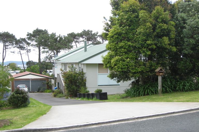Photo of property in 26 Tiri Road, Manly, Whangaparaoa, 0930