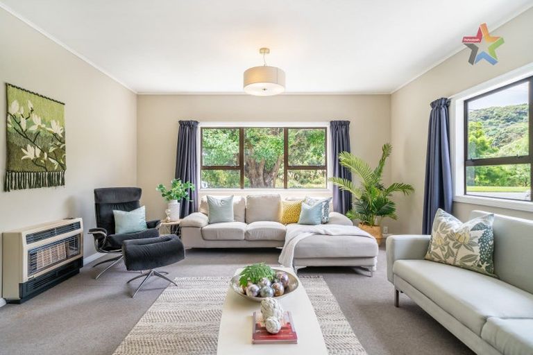Photo of property in 61 Riverside Drive, Waiwhetu, Lower Hutt, 5010