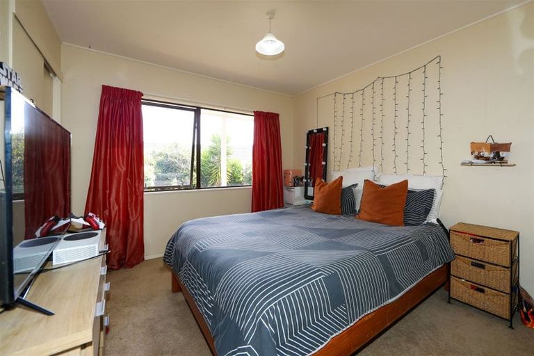 Photo of property in 12 Chestnut Court, Havelock North, 4130