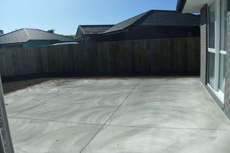 Photo of property in 112 Hinemoa Street, Levin, 5510