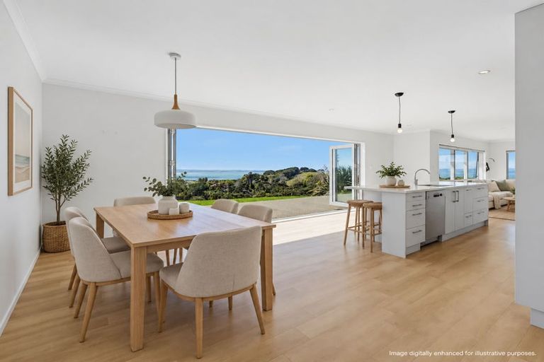 Photo of property in 3143 South Head Road, South Head, Helensville, 0874