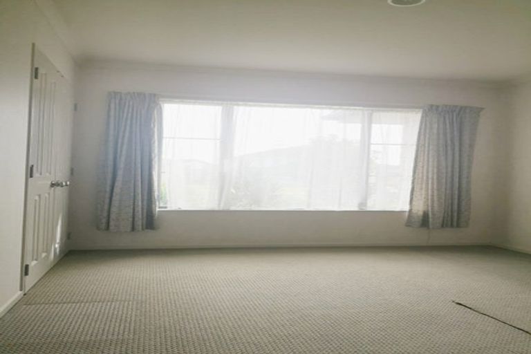 Photo of property in 12 Pennygale Close, Flat Bush, Auckland, 2016