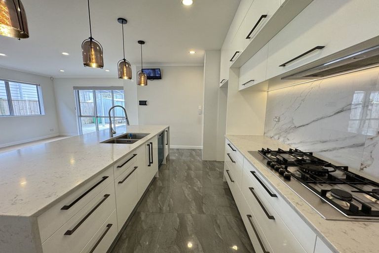 Photo of property in 10 Mcquoids Road, Flat Bush, Auckland, 2019