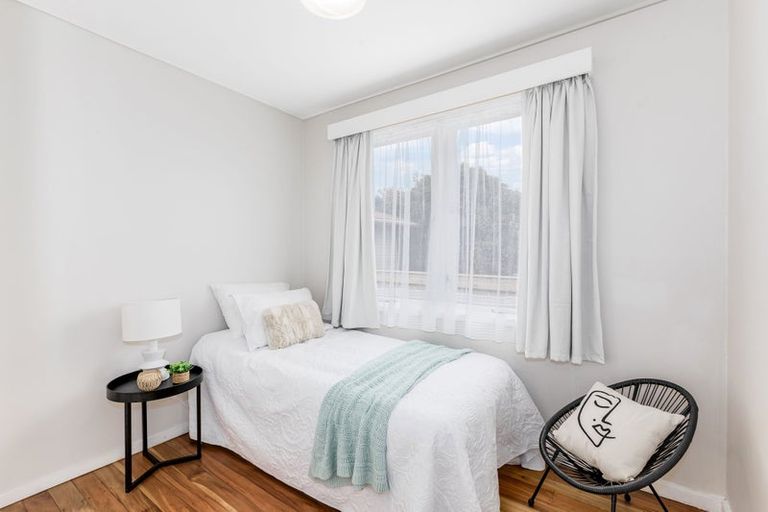 Photo of property in 10a Main Road, Titahi Bay, Porirua, 5022