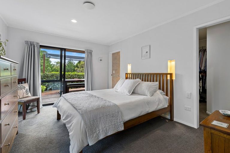 Photo of property in 20 Mccallum Drive, Sandspit, Warkworth, 0982