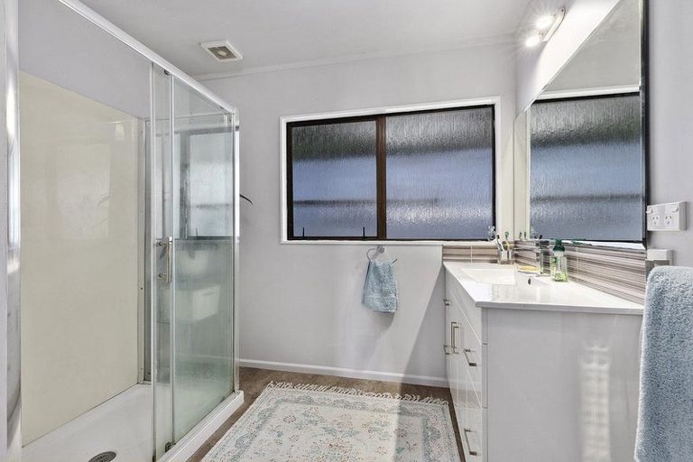 Photo of property in 4/24 Acheron Road, Paremata, Porirua, 5026