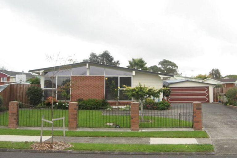 Photo of property in 17 Studfall Street, Pakuranga Heights, Auckland, 2010