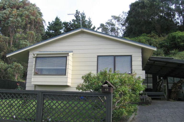 Photo of property in 43 Westhaven Drive, Tawa, Wellington, 5028
