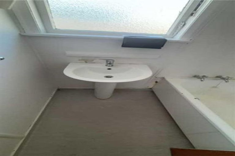 Photo of property in 41 Matipo Street, Castlecliff, Whanganui, 4501