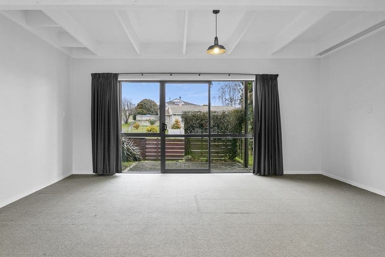 Photo of property in 28 Hyde Avenue, Richmond Heights, Taupo, 3330
