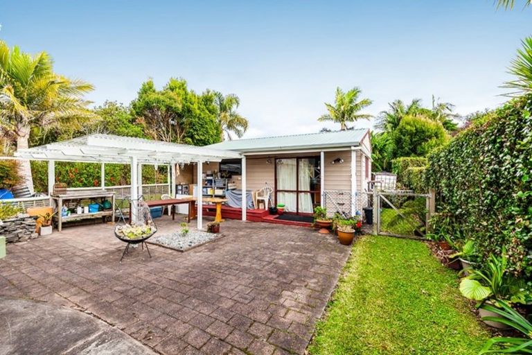 Photo of property in 23 Harbour View Road, Point Wells, Warkworth, 0986