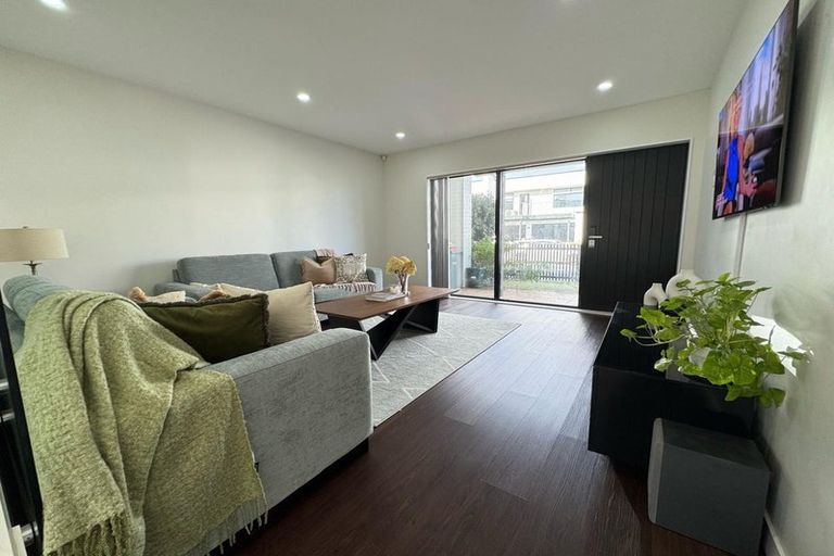 Photo of property in 22 Moho Lane, Takanini, 2112