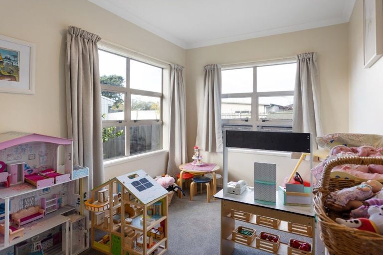 Photo of property in 7b Harrow Place, Mount Maunganui, 3116