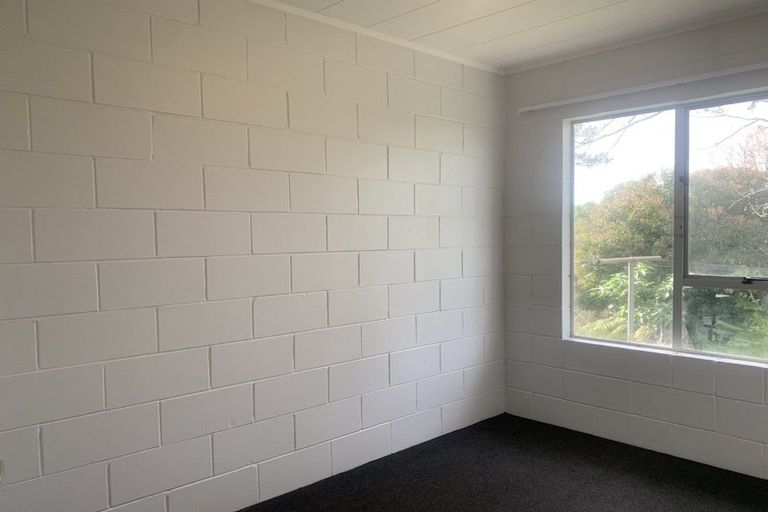 Photo of property in 9 Alston Avenue, Kelston, Auckland, 0602