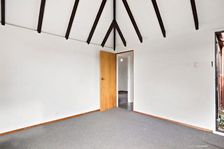 Photo of property in 29 Voltaire Street, Karori, Wellington, 6012