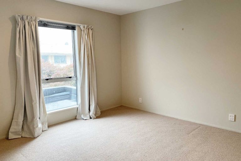 Photo of property in 1/22 Stoneyhurst Street, St Albans, Christchurch, 8014