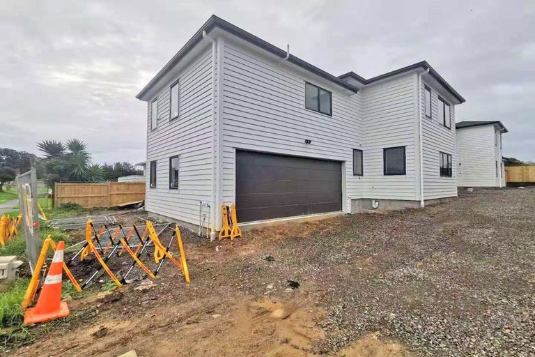 Photo of property in 296a Bucklands Beach Road, Bucklands Beach, Auckland, 2012