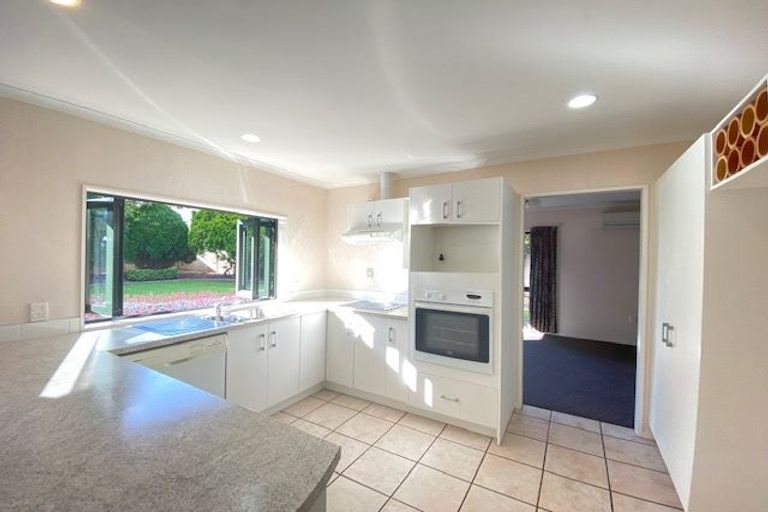 Photo of property in 12 Sample Road, Albany, Auckland, 0632