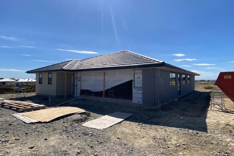 Photo of property in 59 Atlantic Drive, Fitzherbert, Palmerston North, 4410