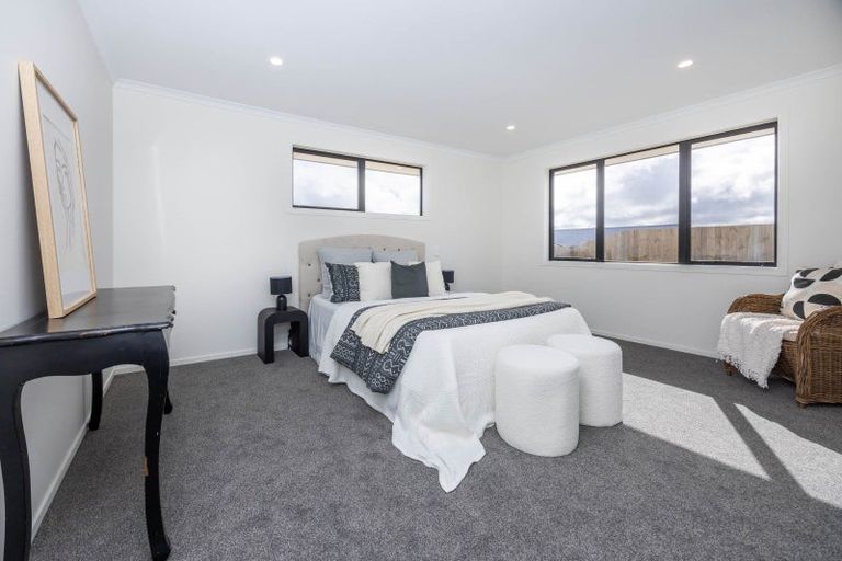 Photo of property in 15 Pukaki Place, Baverstock, 3200