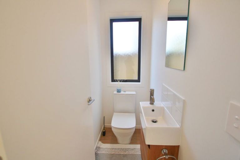 Photo of property in 14 Otaimako Place, Mangere, Auckland, 2022