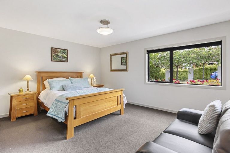 Photo of property in 92 Preston Crescent, Belleknowes, Dunedin, 9011