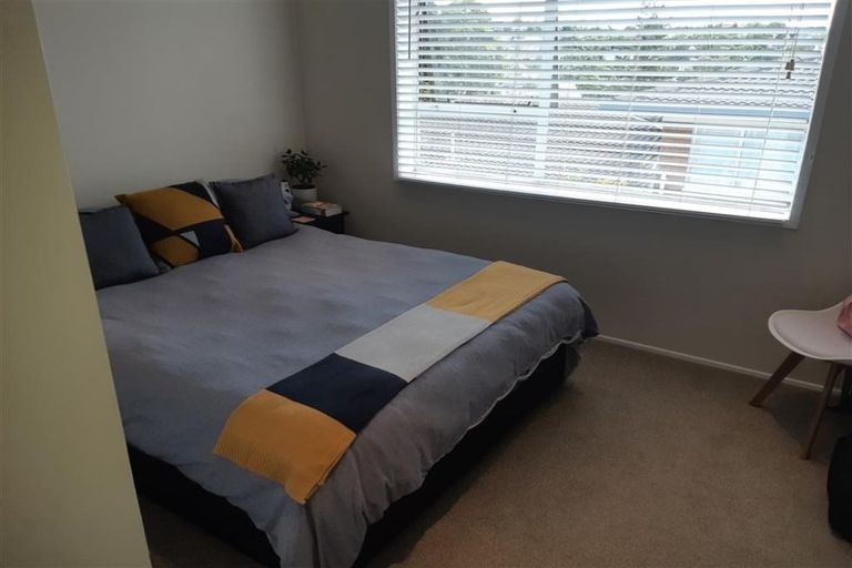 Photo of property in 1/28 Acacia Road, Torbay, Auckland, 0632