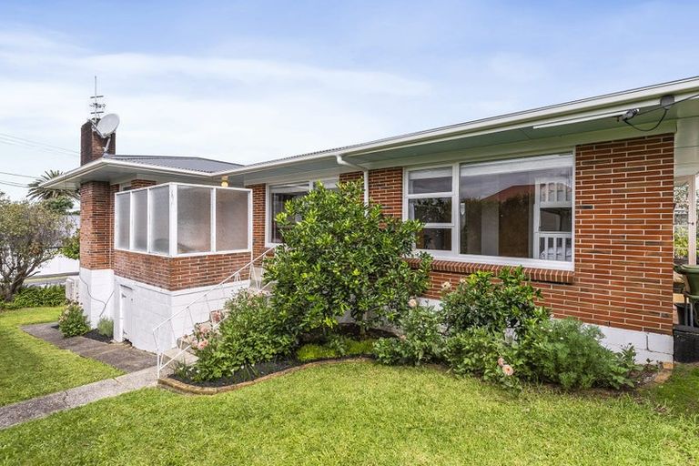 Photo of property in 28 Richmond Avenue, Northcote Point, Auckland, 0627