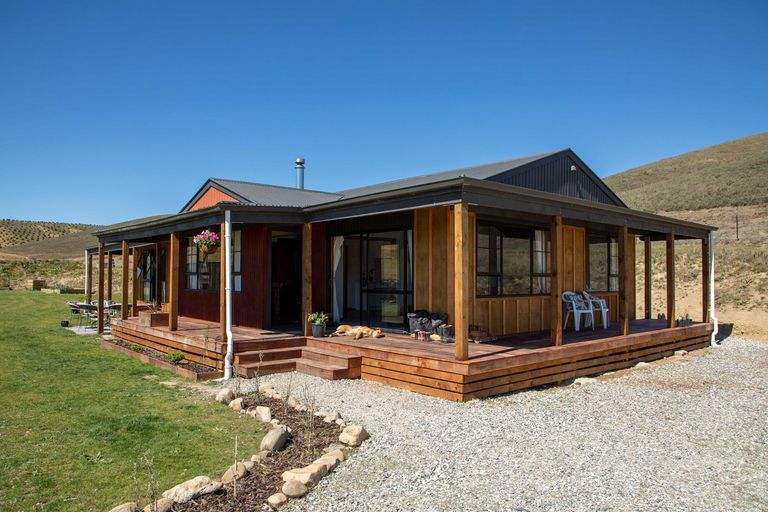 Photo of property in 50 Mountain View Road, Springvale, Alexandra, 9393